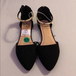 Daisy Fuentes Shoes (flats)